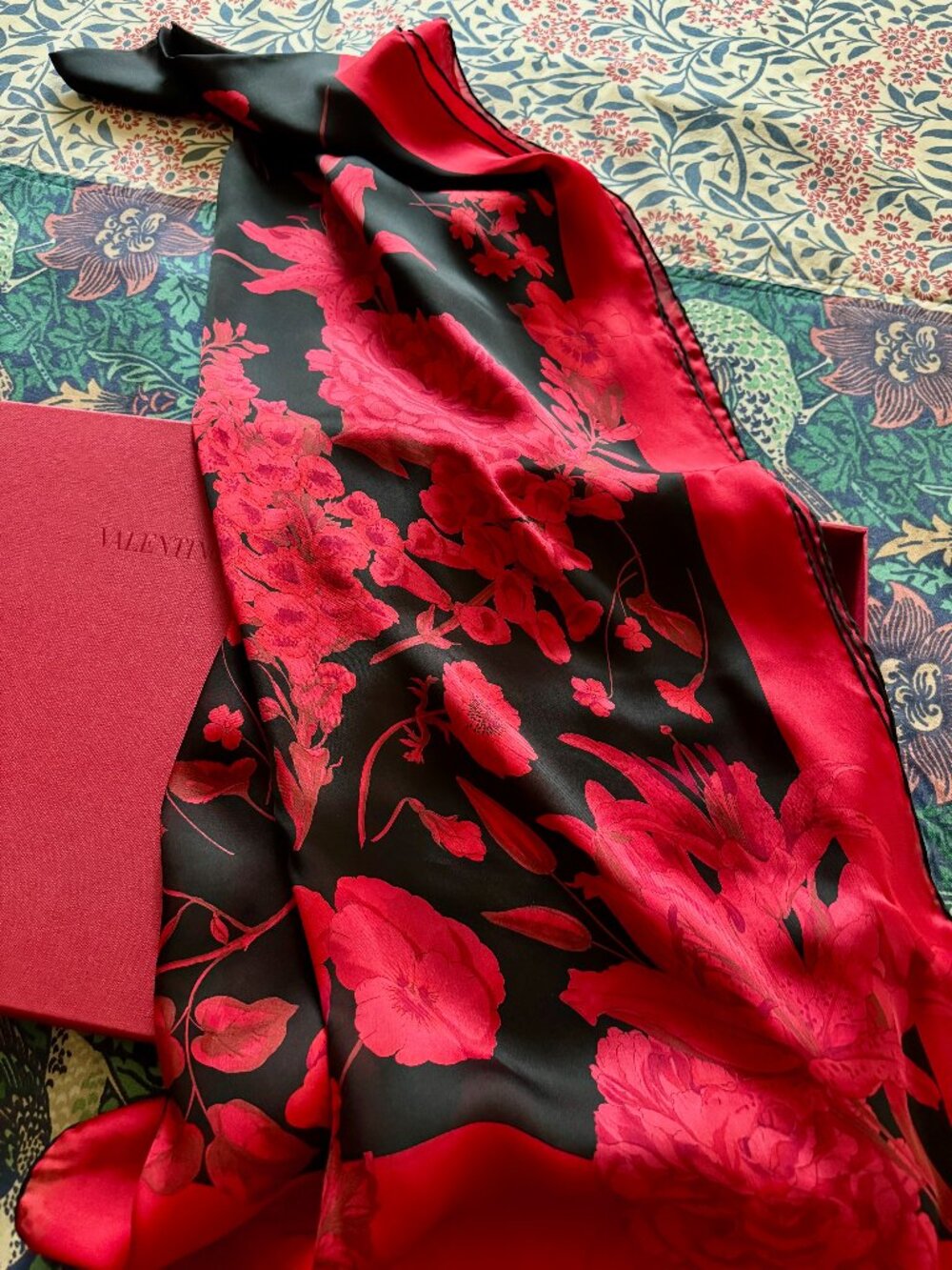 Red and Black Silk Valentino Floral Scarf in Original Box - Picture 5 of 13